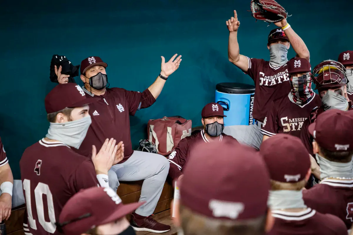 Texas Longhorns at Mississippi State Bulldogs Baseball