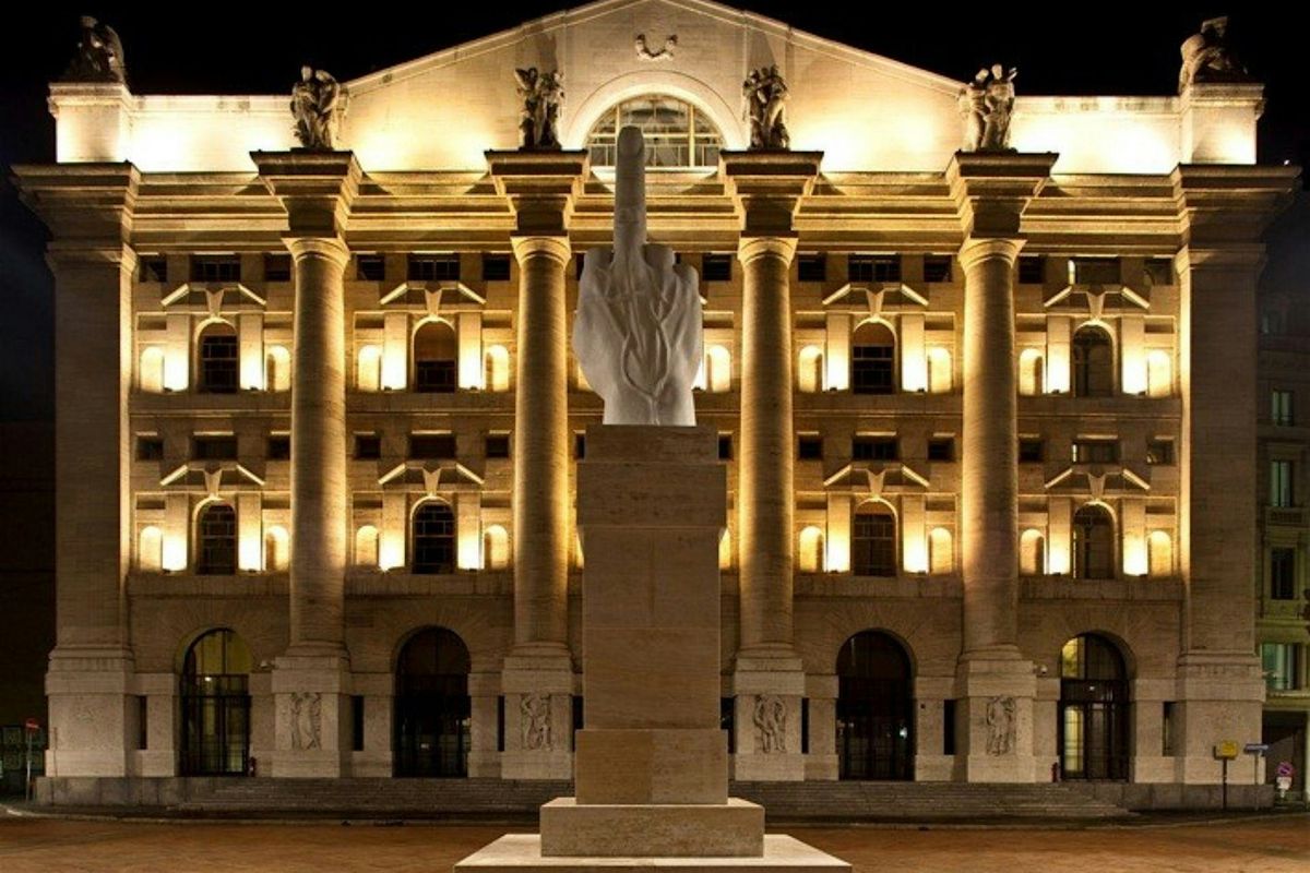 Piazza Affari private party: aperitivo cantato e dj set || #offline_vibes