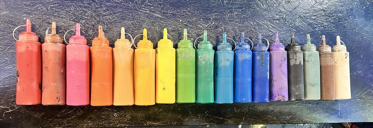 Paint Pouring Art Class | Grace Noel Art