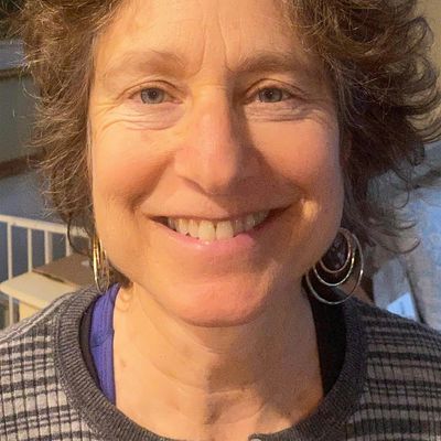 Jenny Ruth Yasi, CPDT-KA, FFCP (Trainer)