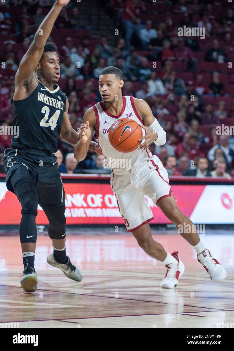 Vanderbilt Commodores at Oklahoma Sooners Mens Basketball at Lloyd Noble Center