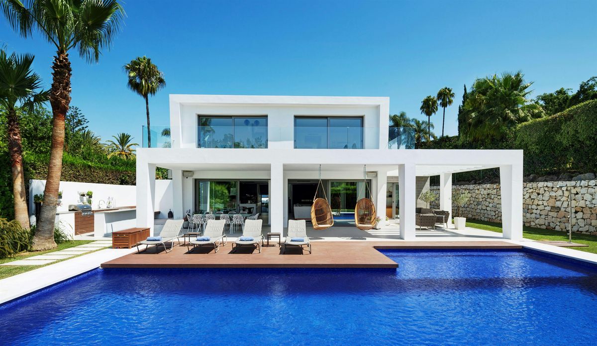 Build. Sell. Thrive.   How Realtors & Builders Win Together