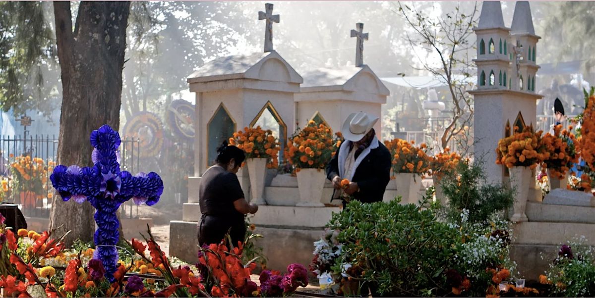 Public Gallery Tour: D\u00eda de Muertos: A Celebration of Remembrance