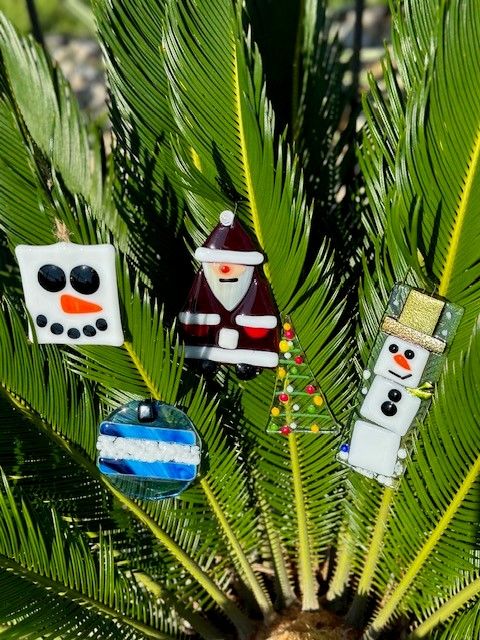 12\/09\/24 - Fused Glass Holiday Ornaments at Kaleidoscope