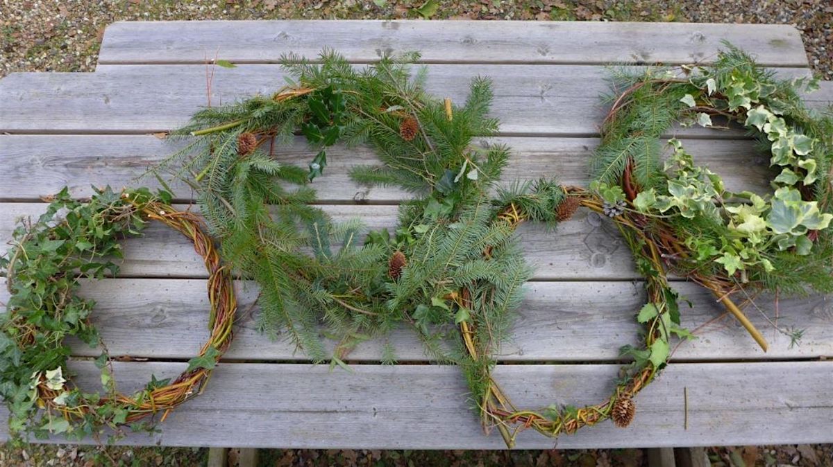 Blashford Lakes: Weave a Willow Wreath