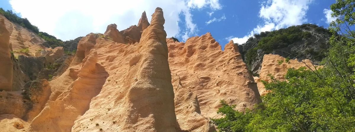 WE L\u2019altopiano fiorito: la Piana di Castelluccio e i Sibillini (PG)