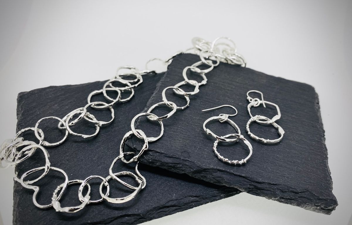 Freeform long necklace and earrings class with Kate Snookes Saturday October 26th, 2024 10.30 -3.30