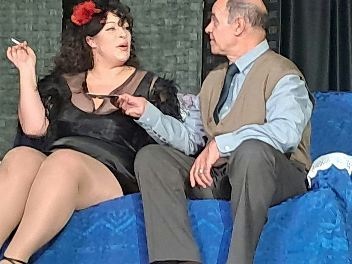 Maribel y la extra\u00f1a familia