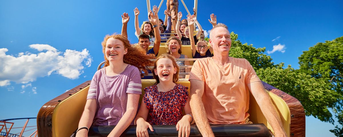 Parking Armed Forces Bowl