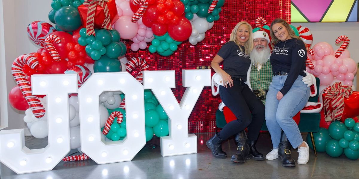 Free Photos with Santa at NVO One Loudoun