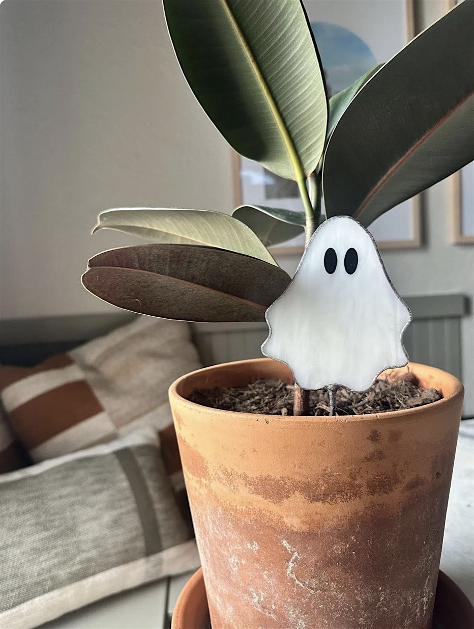 Craft & Sip : A Spooky Halloween Planting Party!