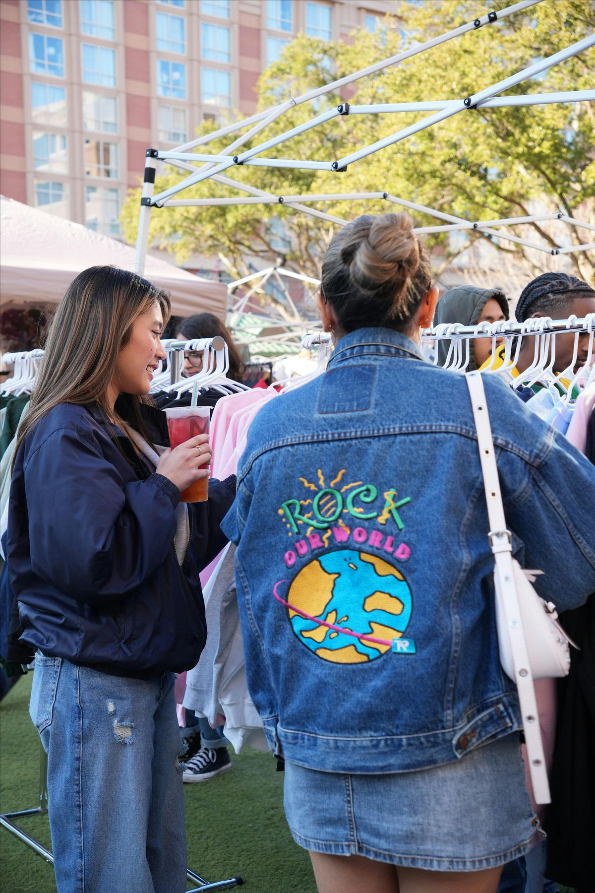THRILLER VINTAGE MARKET AUSTIN TOUR