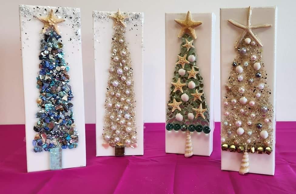 Make a Set of Epoxy Resin Christmas Tree