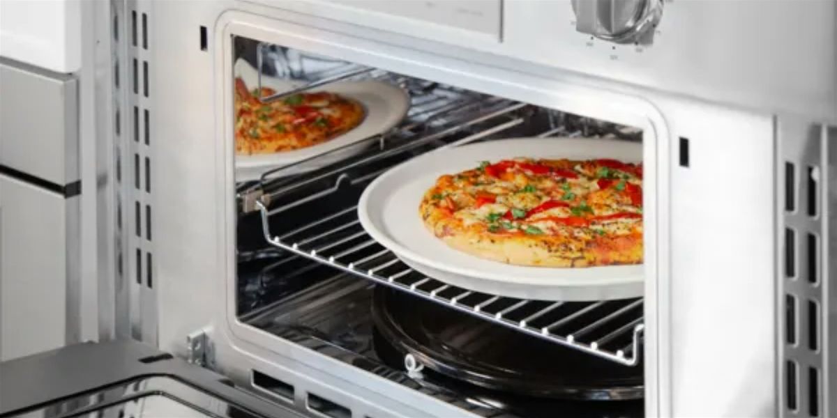 Quick and Crisp: The Thermador Speed Oven Demo