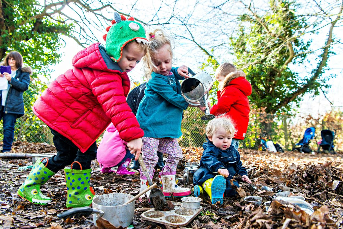 Wild Tots at Lackford Lakes (ELC 2814)