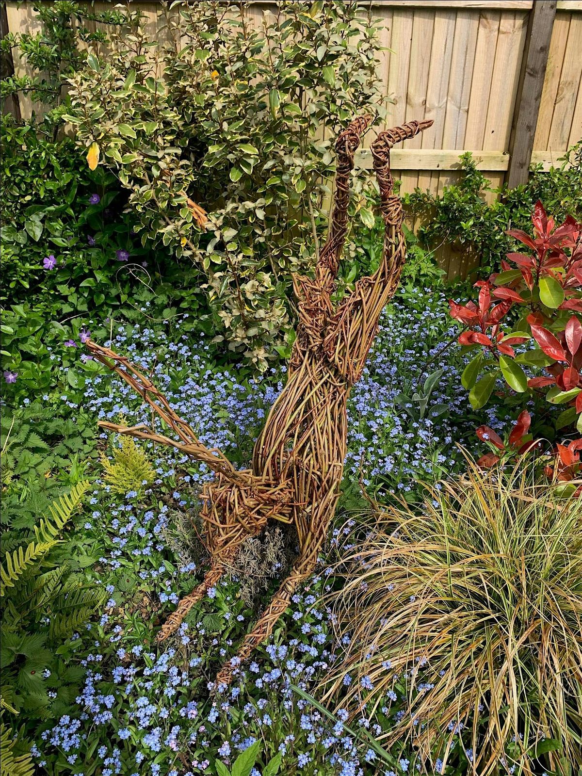 Willow weaving animal sculpture workshop