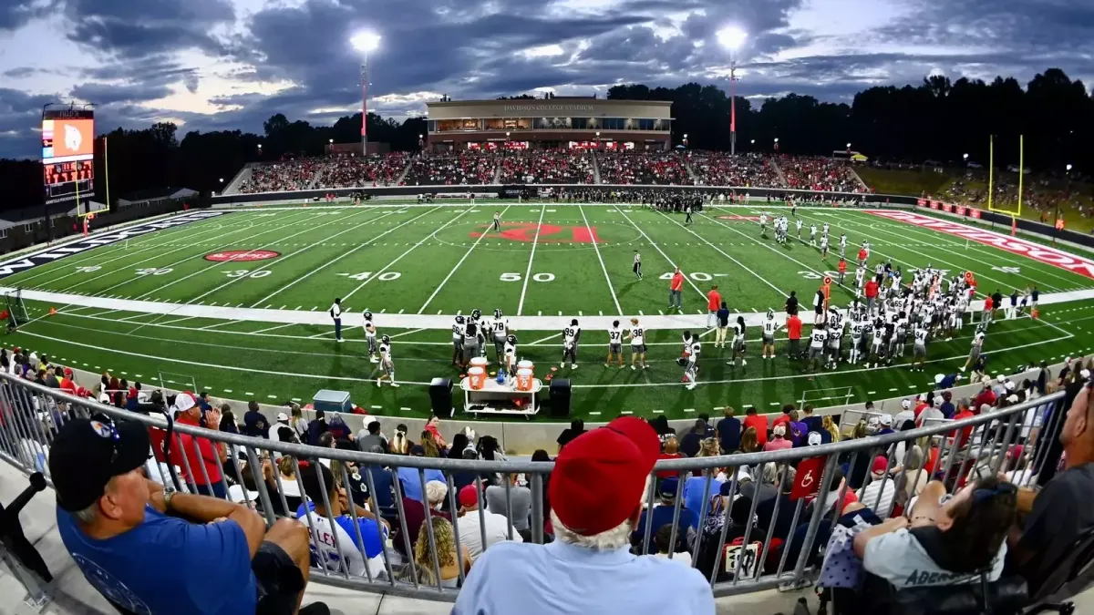 Davidson Wildcats at Drake Bulldogs Football