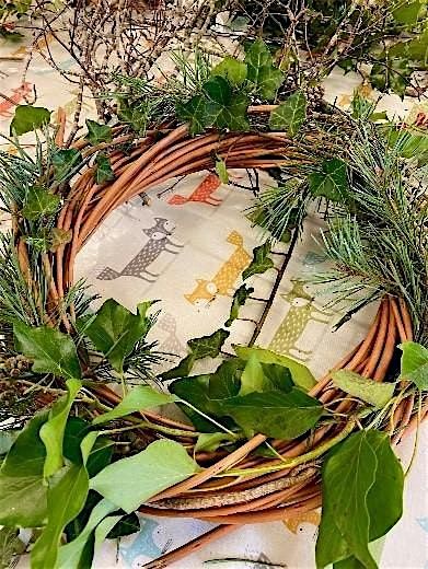 Natural Christmas wreath making at Kingsbury Water Park