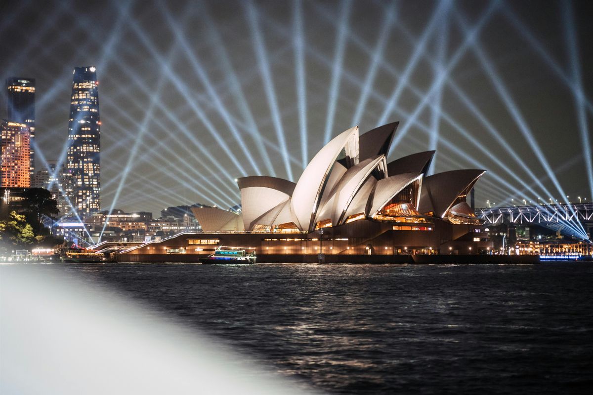Luxury Vivid Sydney Experience 2026 \/\/ Oscar II Superyacht