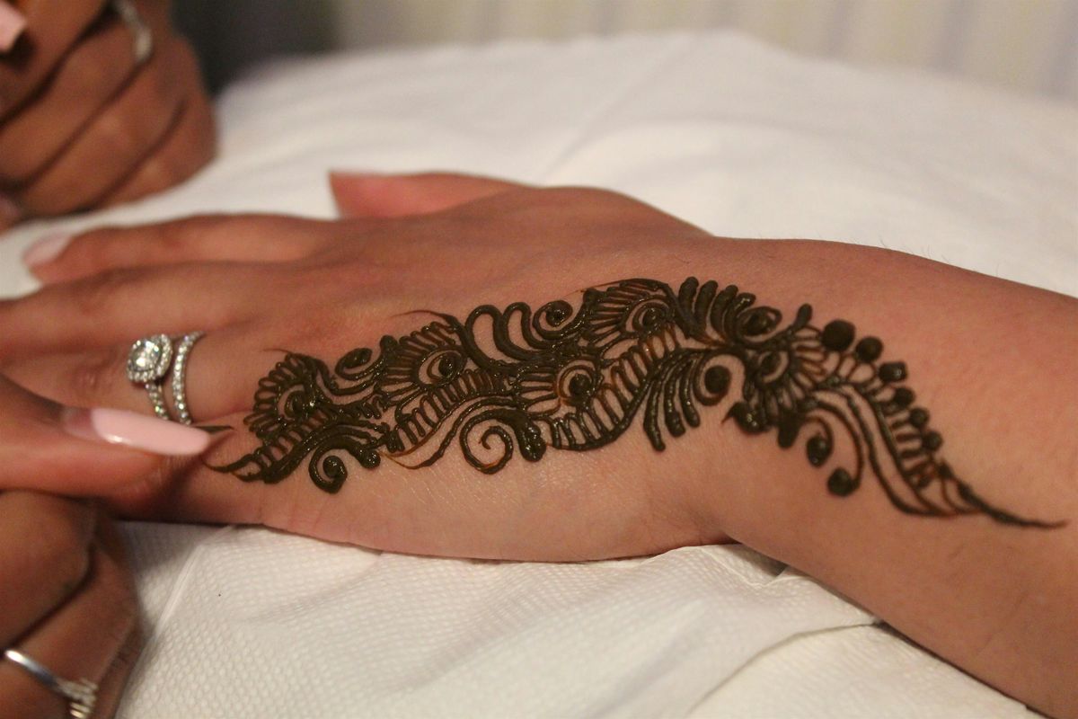 Jemini's Mehndi Masterclass: The Perfect Mehndi Strip