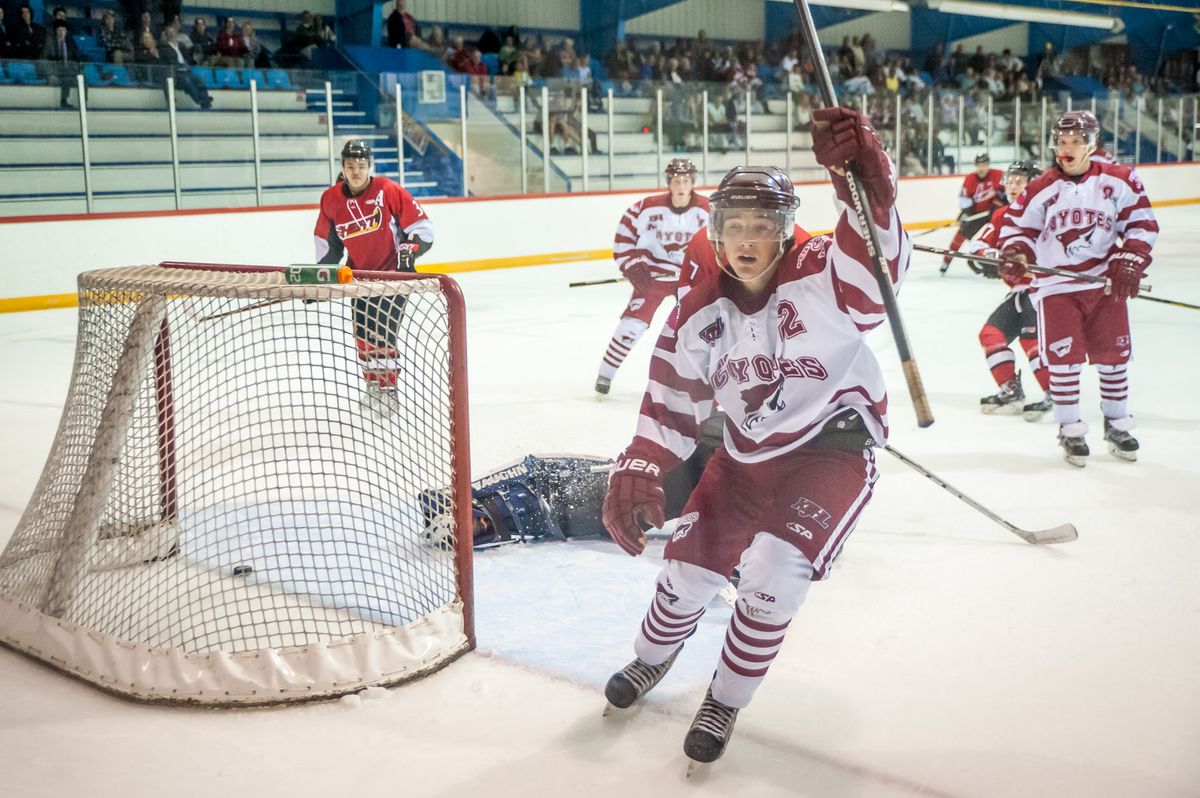 Osoyoos Coyotes at Kamloops Storm