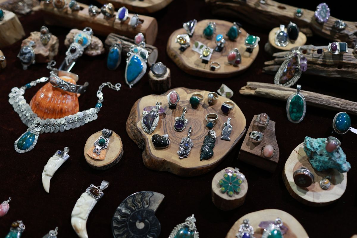 2025 Tucson Gem Show on 22nd Street