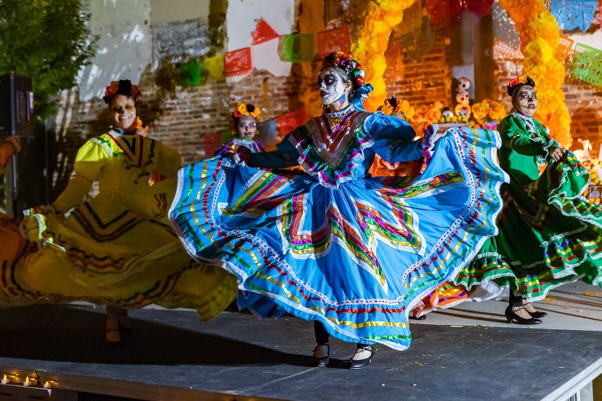 Omaha Symphony - Dia De Los Muertos Celebration at Holland Performing Arts Center