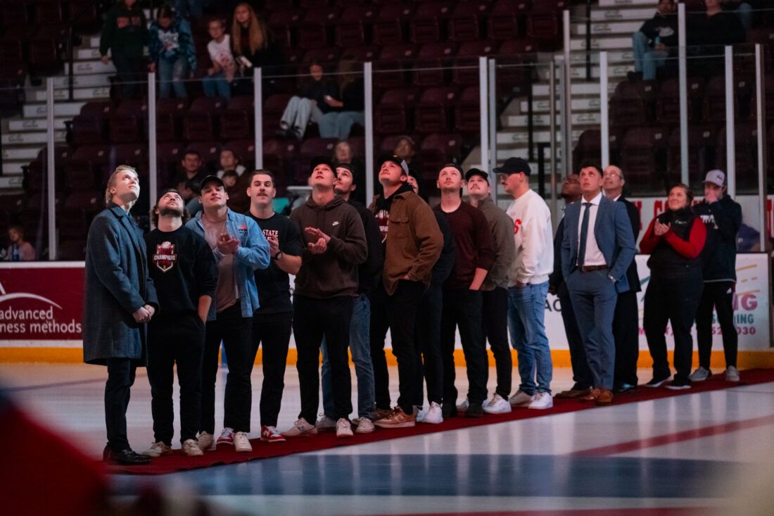 Parking Minot State Beavers at Liberty Flames Mens Hockey