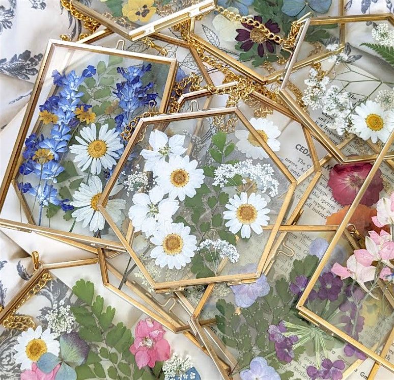 Pressed Flower Hanging Frames with Wildry