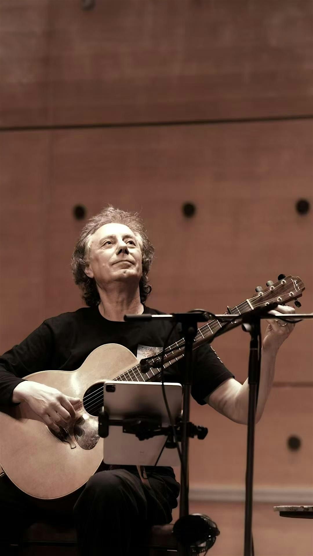 Tangled String Presents Pierre Bensusan - Master Guitarist