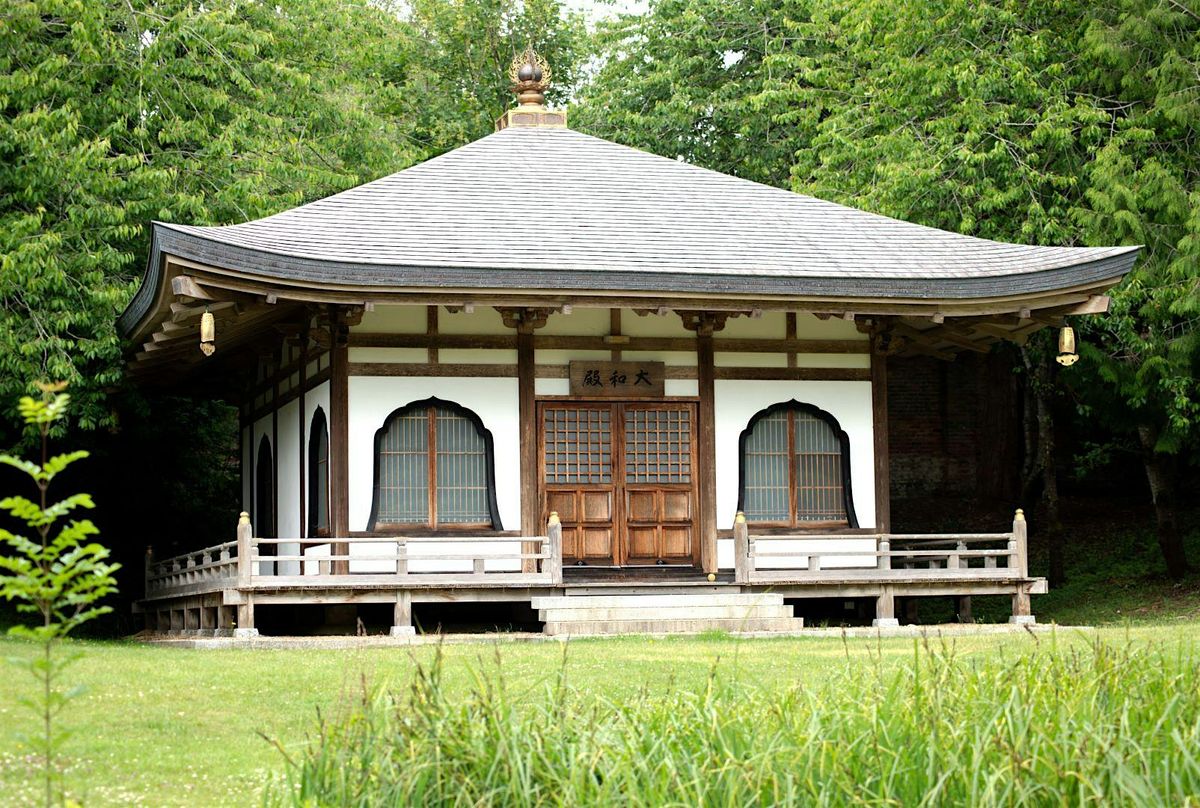 Luxury Crystal Bowl Sound Healing @ The Japanese Temple, Newbury