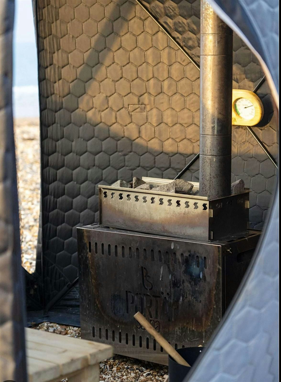 Meditation\/woodland sauna\/cold shower