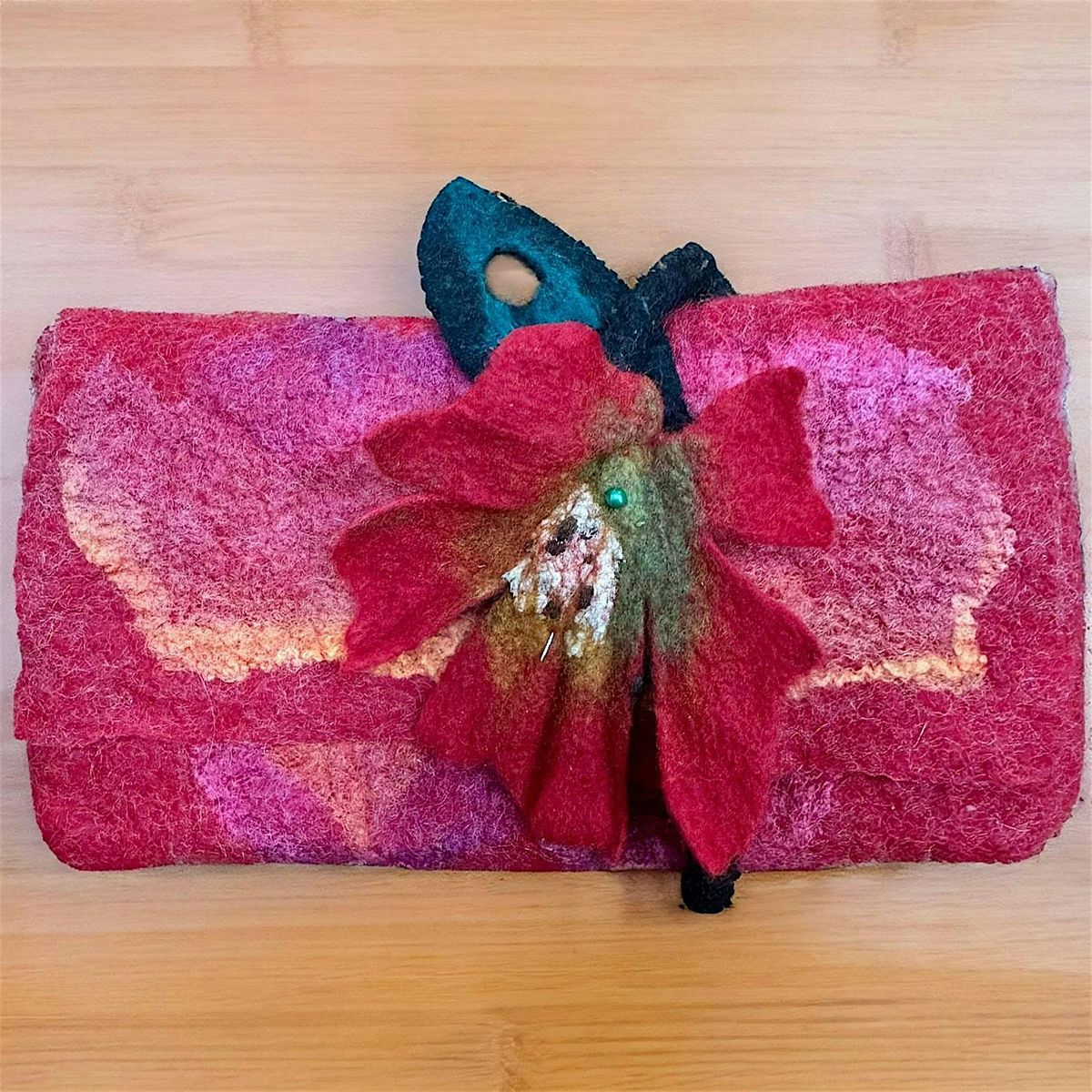 WET FELTING: MAKE A CLUTCH