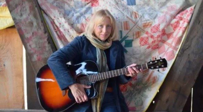 Saturday Live Music with Mary Miller