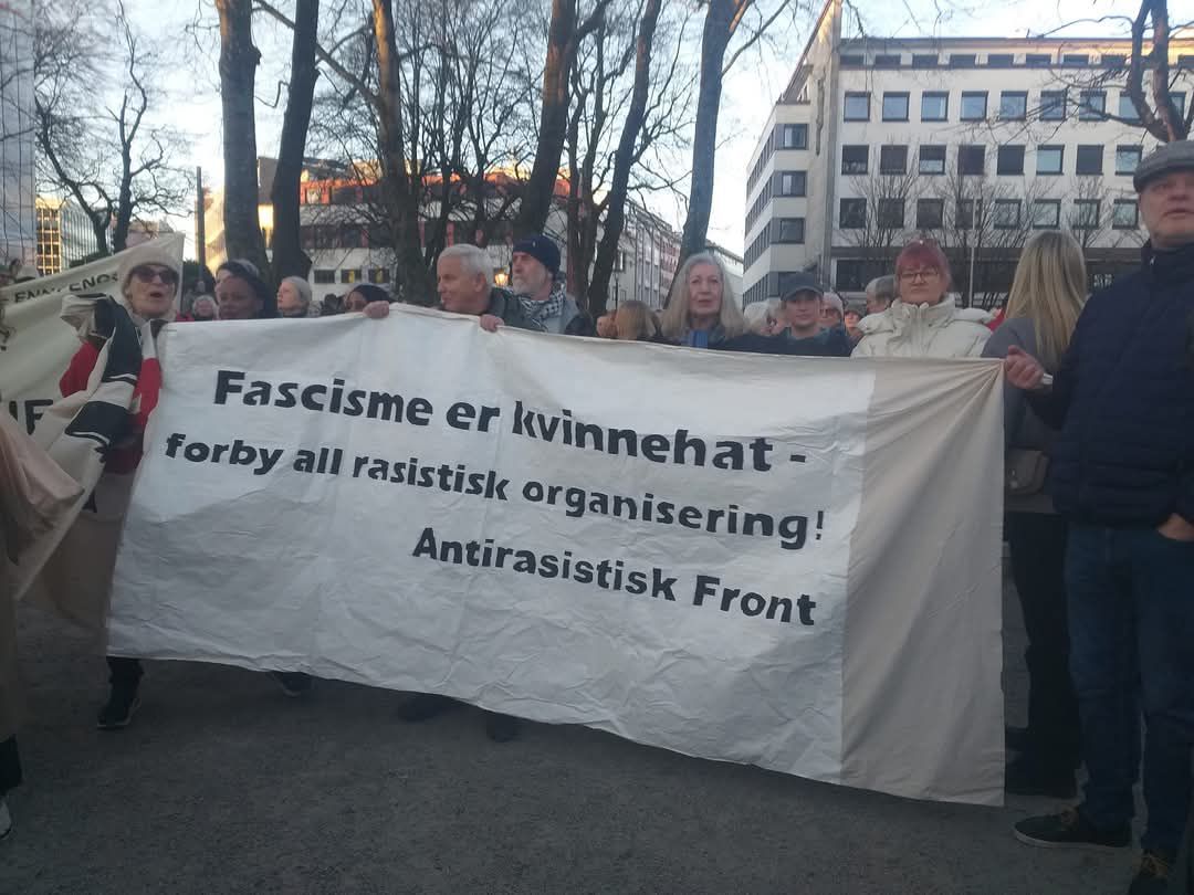 Fascisme er kvinnehat - forby all rasistisk organisering!