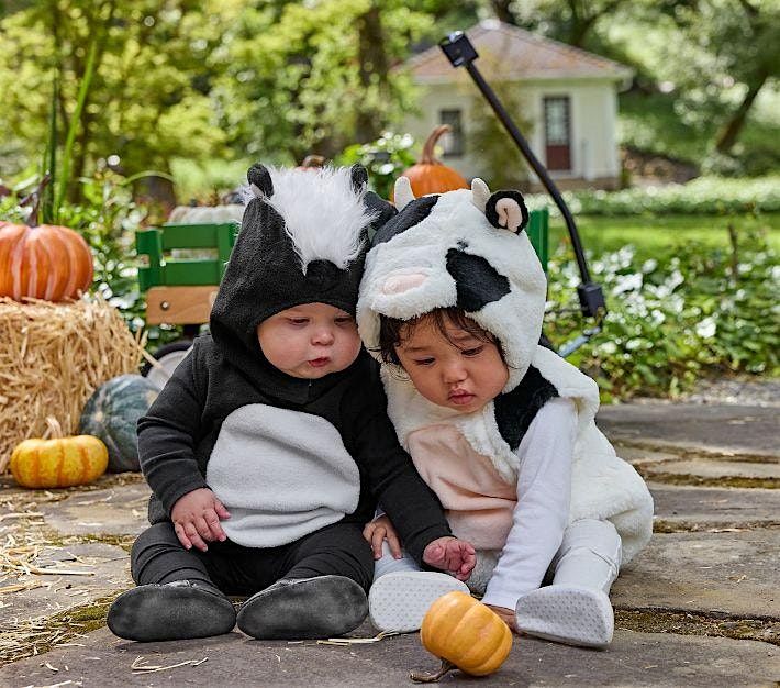 Halloween Parade at the Farm! A spook-tacular time!