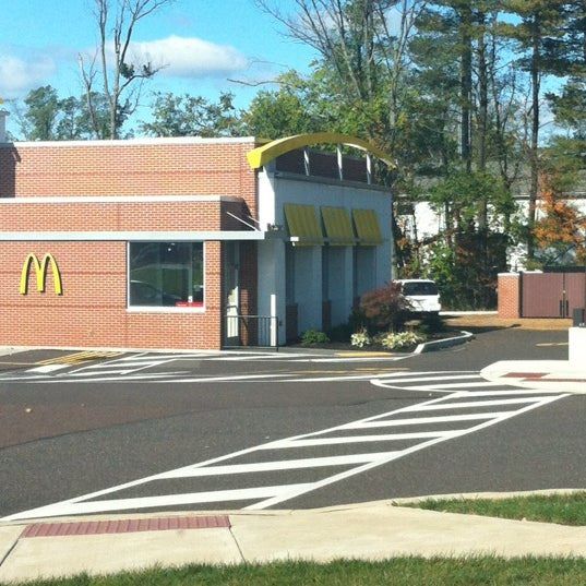 McTeacher Night - LES Dine Out Fundraiser 