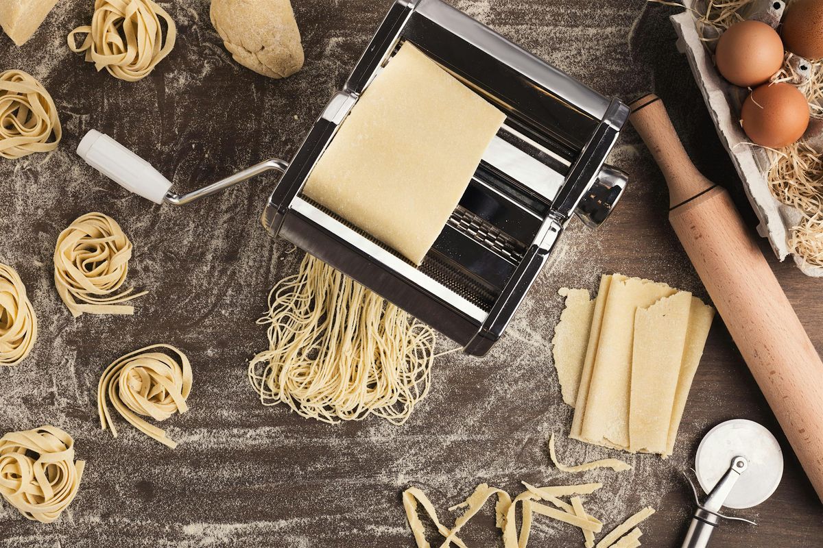 Fresh Pasta: Fettuccini in Puttanesca (beginner class)