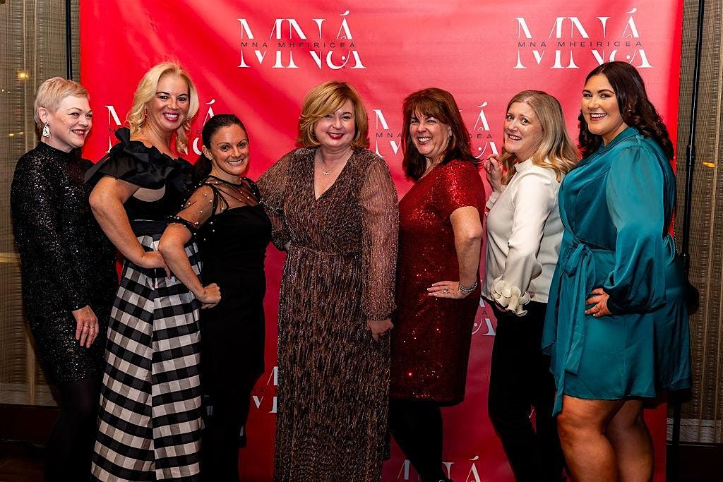 Mn\u00e1 Mheirice\u00e1's Glitz & Glam Holiday Party