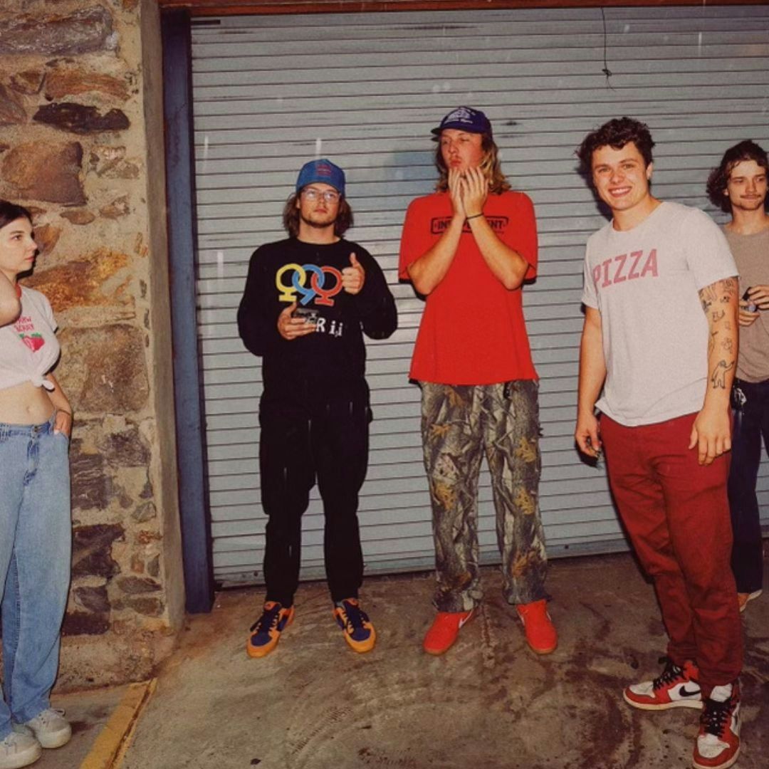 Cigarettes @ Sunset at Songbirds Guitar Museum