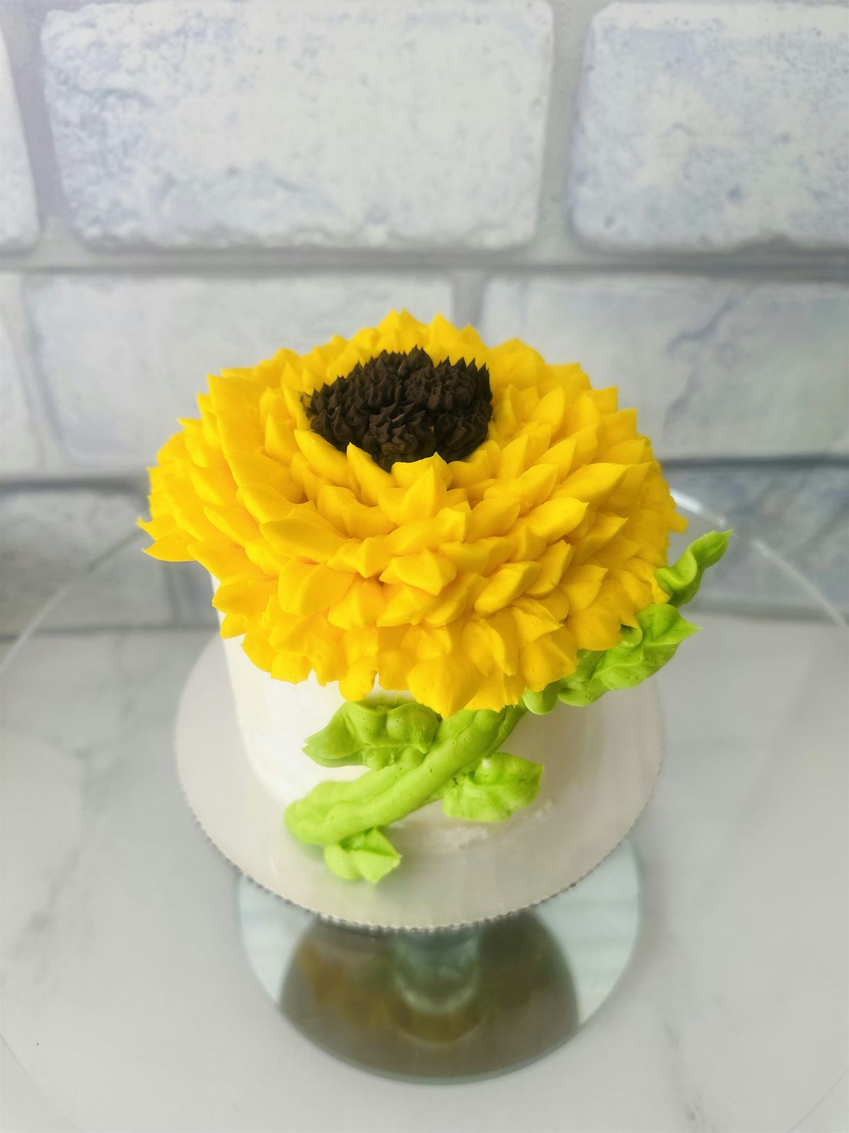 Buttercream Blooms! Sunflower Cake