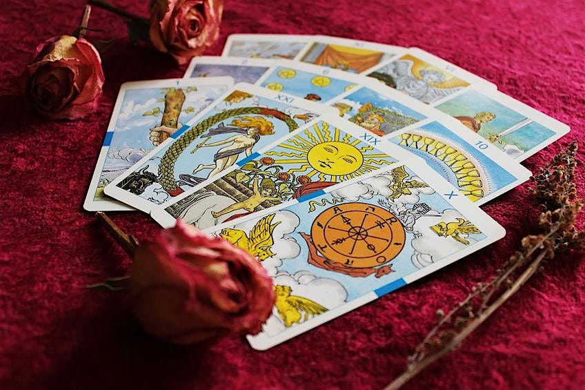 Sips with a Psychic @ Uva (THURSDAY 10\/30)