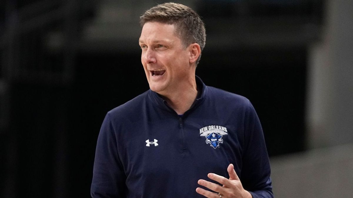 Fresno State Bulldogs vs. University of New Orleans (UNO) Privateers