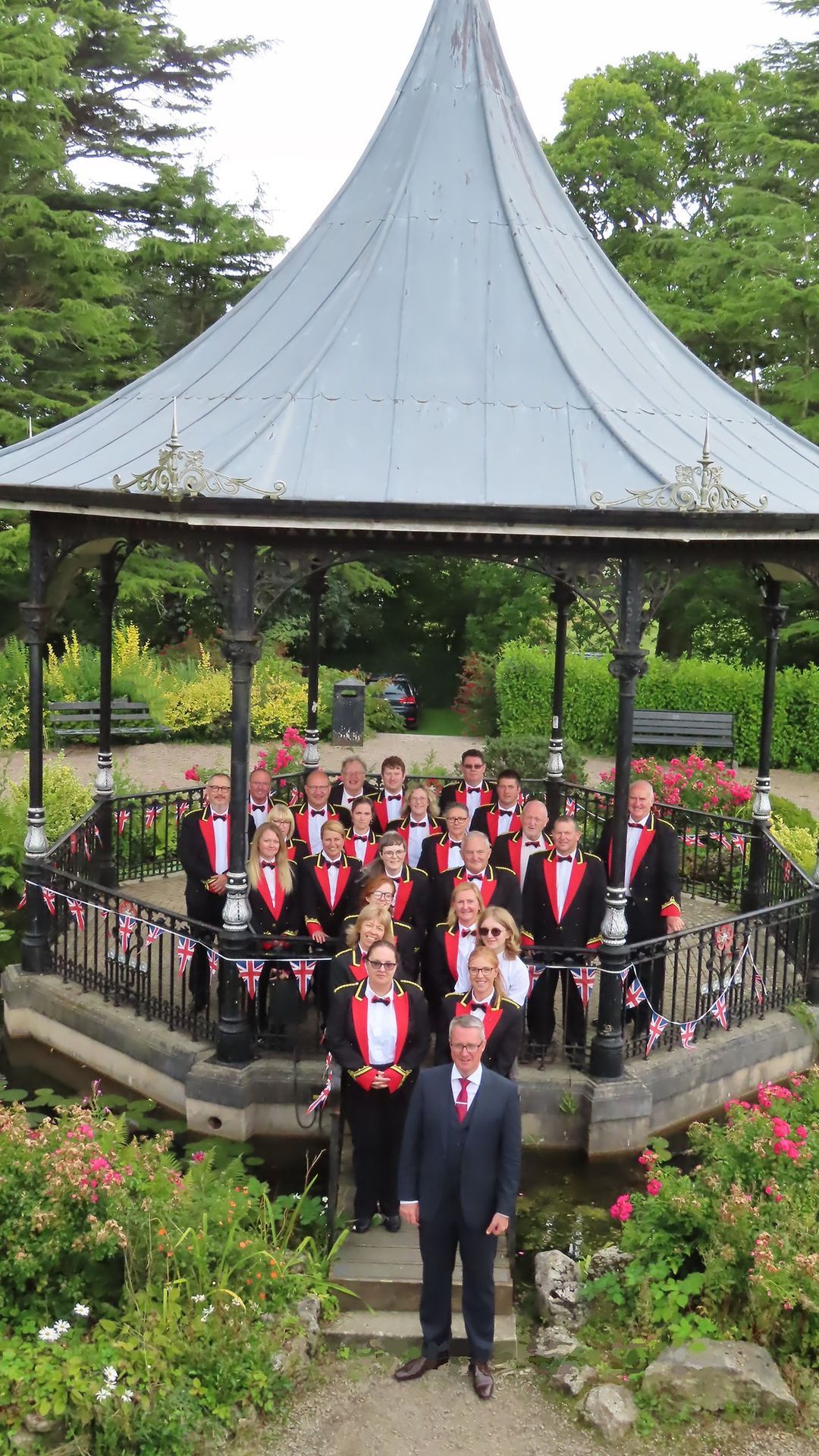 Morecambe Brass Band: The Spirit of Christmas