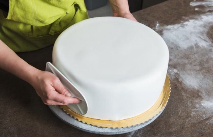 Cake Decorating - Fondant