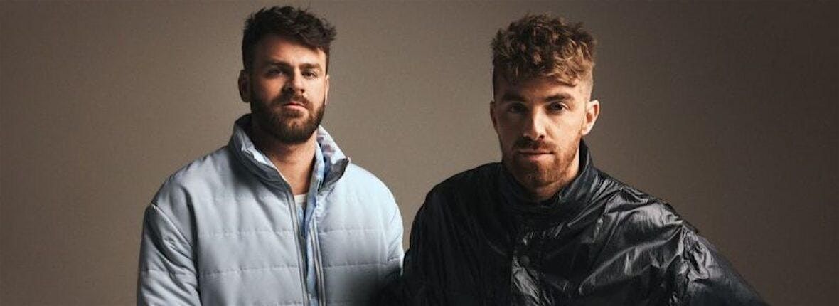 THE CHAINSMOKERS AT BIGGEST POOL PARTY IN LAS VEGAS