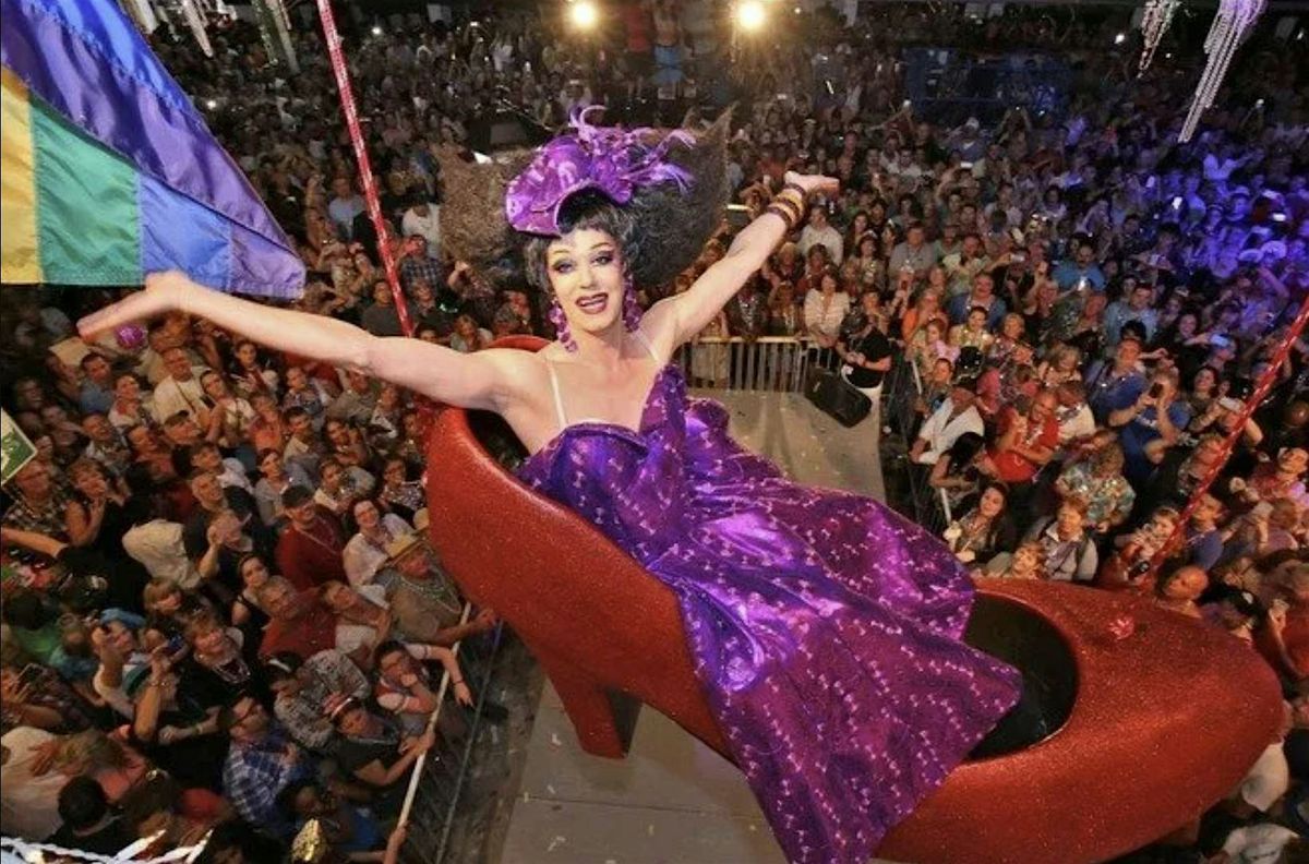 IF THE SHOE FITS Key West Queen of New Years Eve Shoe Drop Pageant: LA!