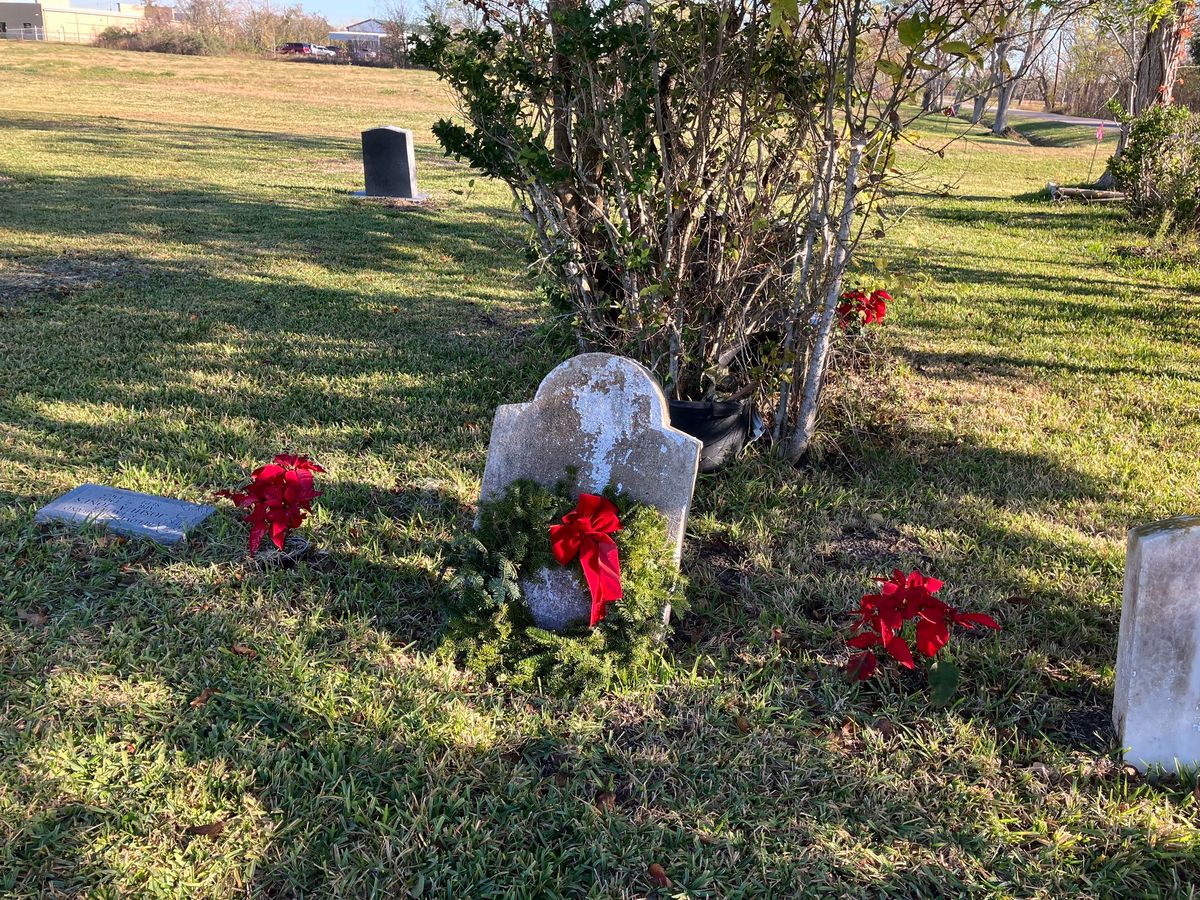 Wreaths Across America for Veterans at Dickinson City Cemetery