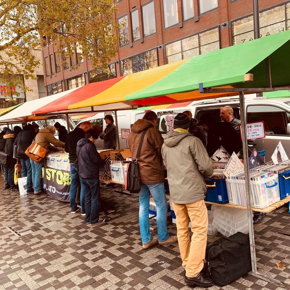 Platenbeurs Arnhem Centrum Kerkplein zaterdag 12 oktober 