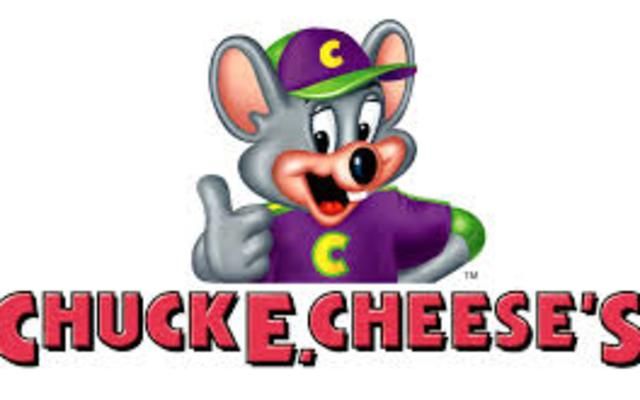 Back to school pizza party at Chuck E Cheese!